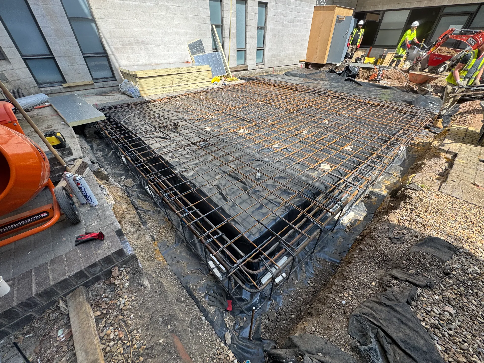 CONCRETE raft CUH